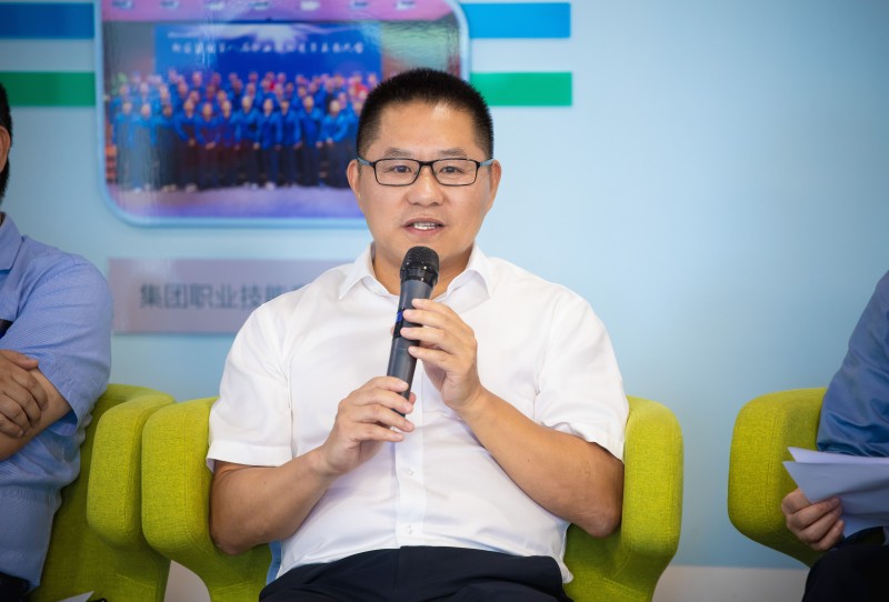 17581610678098029Yjv.jpg 0I4A5133.jpg